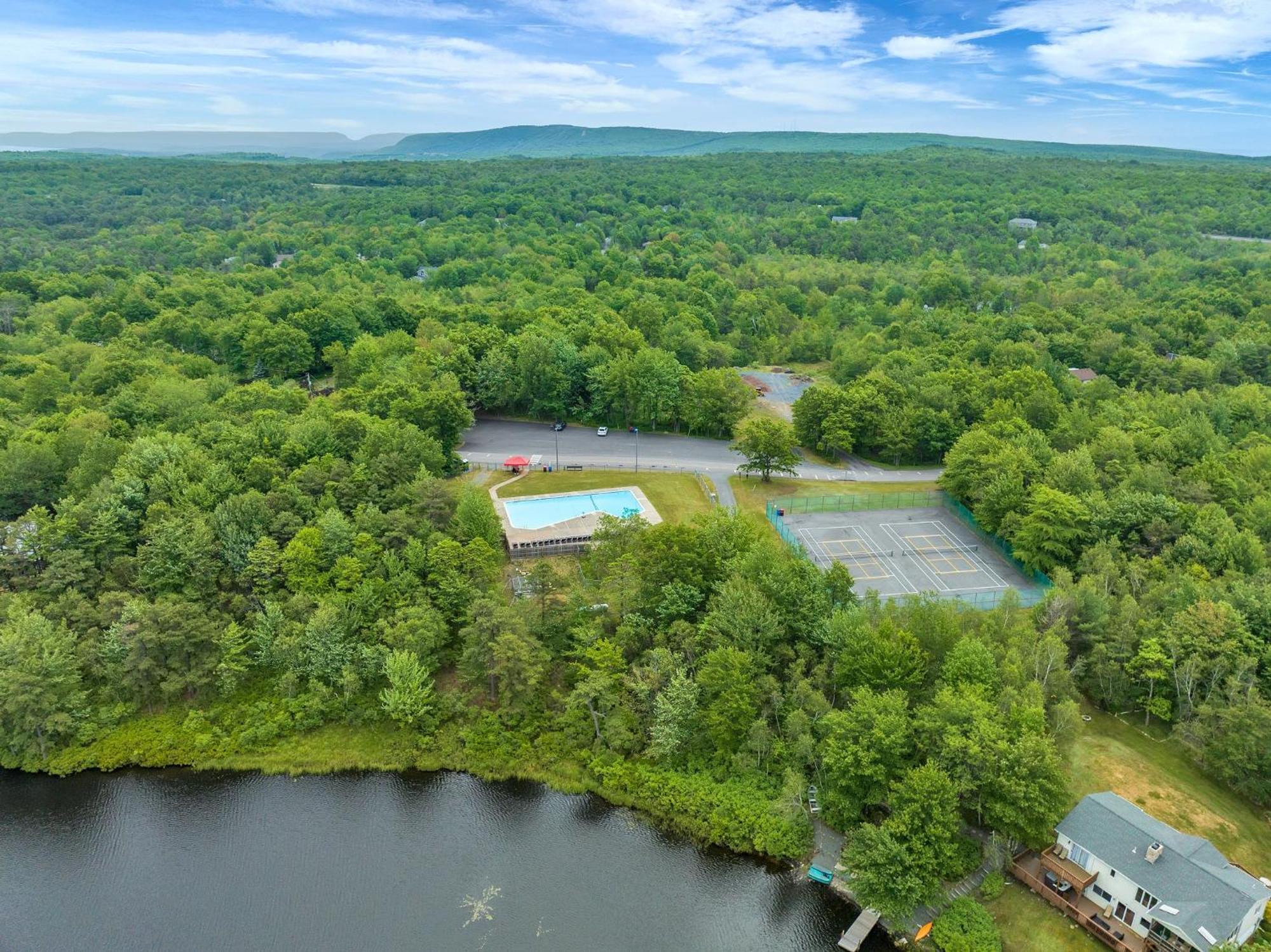 The Sage Chalet In Emerald Lakes, Poconos! Long Pond エクステリア 写真